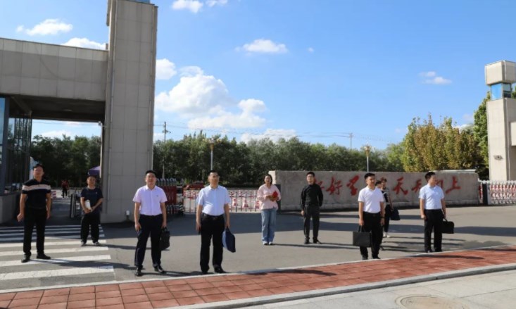 市政府研究室到滨州市高级技工学校调研