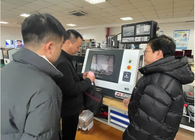 杭州市人社局领导一行莅临杭州汽车高级技工学校调研指导