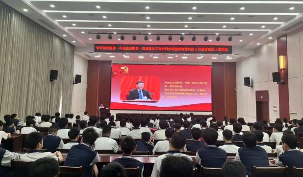 青春思政铸魂育人，多元课堂浸润心田